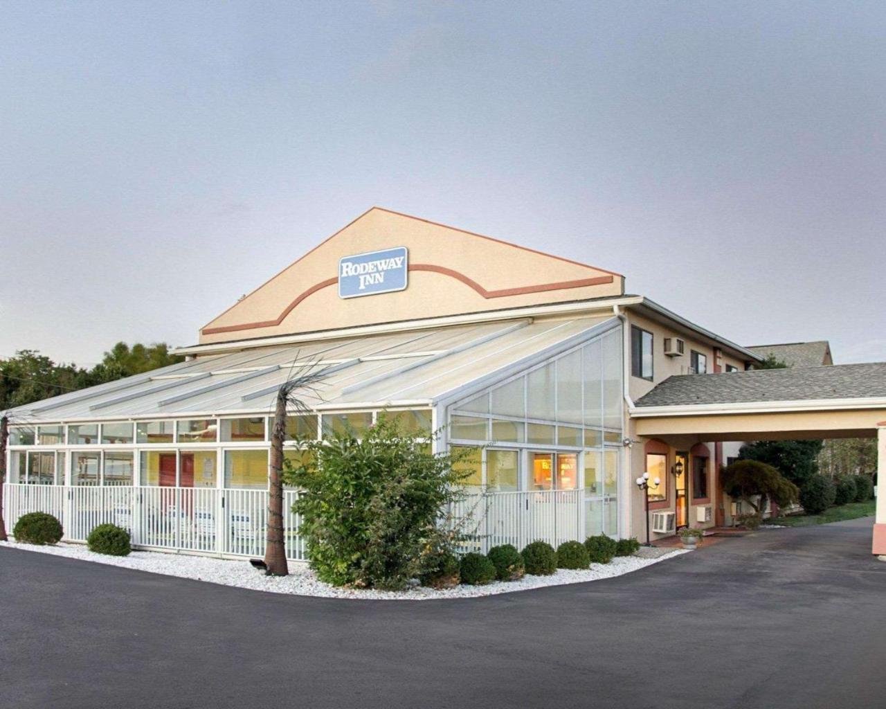 Rodeway Inn Florence - Cincinnati South Buitenkant foto